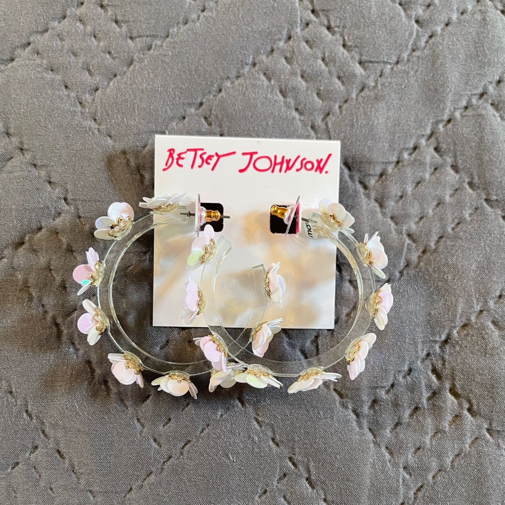 Betsey Johnson Floral Hoop Earrings NWT